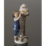 Annual Figurine 2001, Girl at bird table, Royal Copenhagen