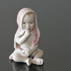 Siddende baby, pige, Royal Copenhagen figur | Nr. 1249021 | Alt. 1249021 | DPH Trading