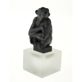 Sort chimpanse, Royal Copenhagen abefigur nr. 066