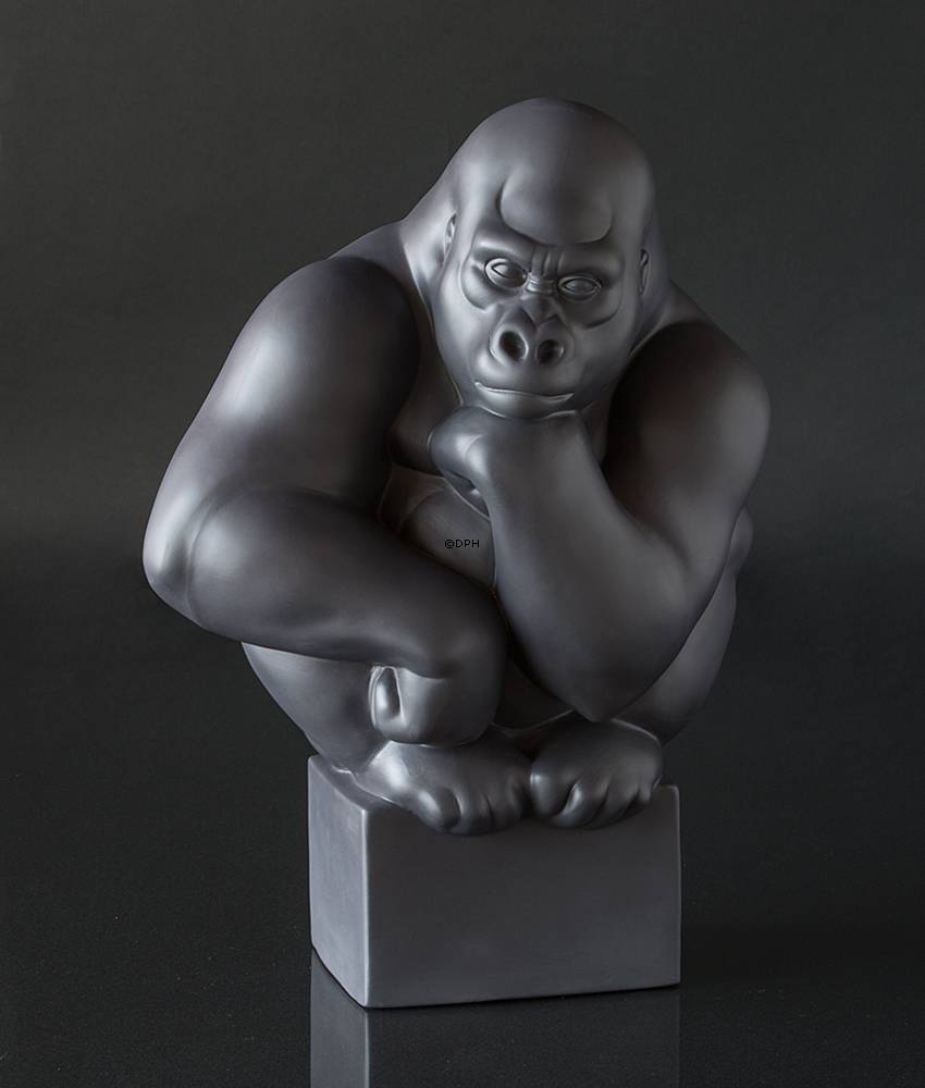 Stor sort gorilla, Royal Copenhagen abe figur nr. 084