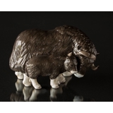 Moskusokse med kalv, Royal Copenhagen figur nr. 089