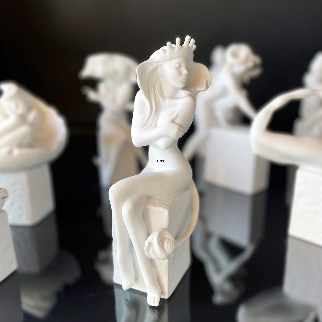 Gammel Christel Stjernetegnsfigur, Løve (23. juli til 22.august), Royal Copenhagen figur nr. 1249106 (Udgået model)