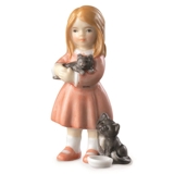 Mädchen steht mit Kätzchen, Minifigur Royal Copenhagen Nr. 122