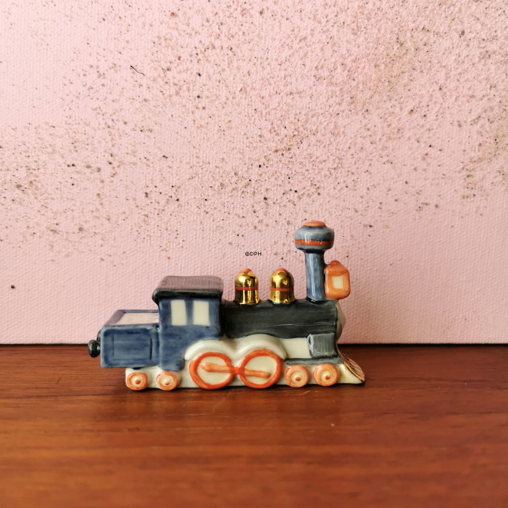 Damplokomotiv, Royal Copenhagen figur nr. 139 i serien toys