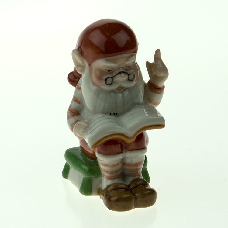 Nisse med Bog, Pixie læsende, Royal Copenhagen jule figur nr. 175
