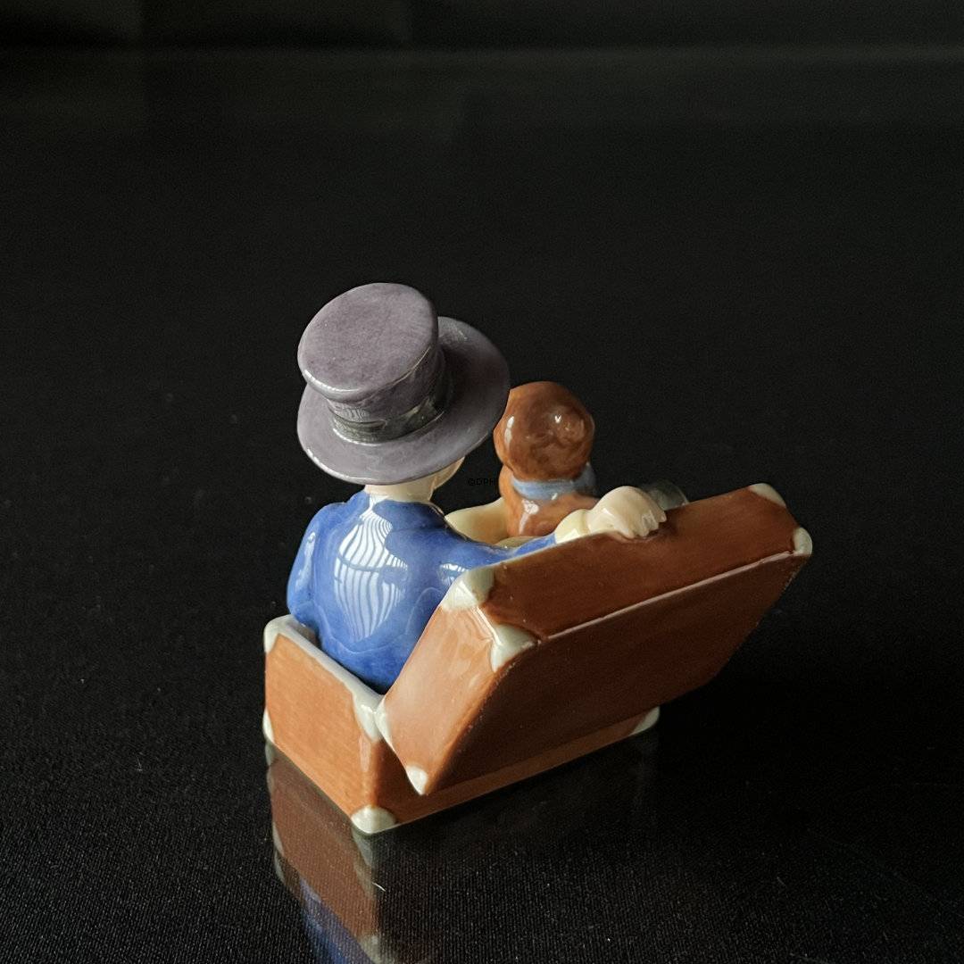 Den Flyvende Kuffert Royal Copenhagen figur nr. 228