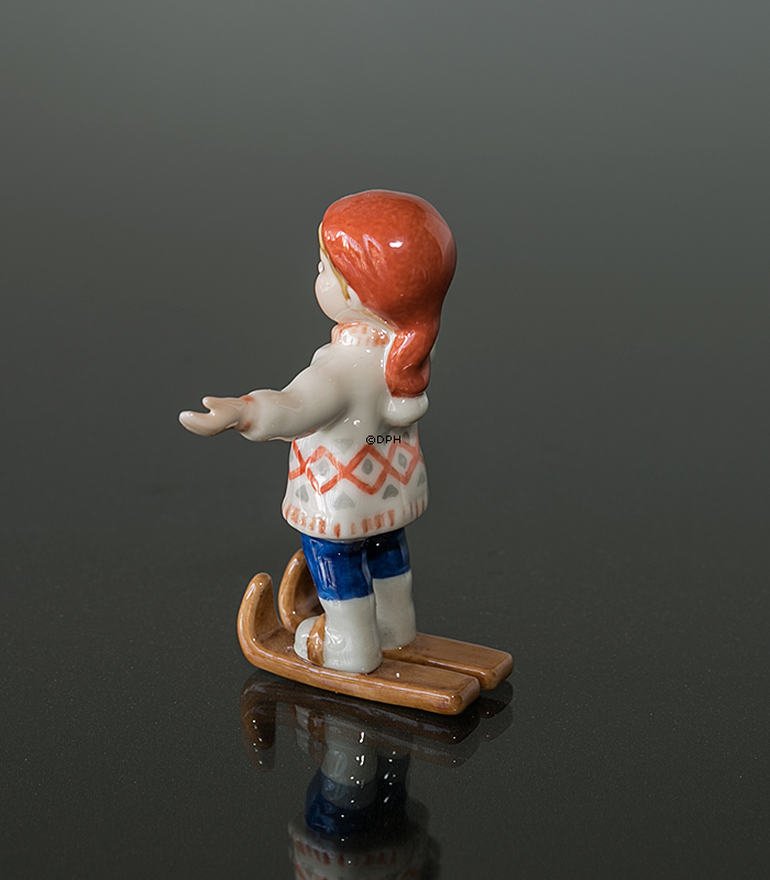 Mini Sommer og Vinterbørn, Dreng på Ski, Royal Copenhagen figur nr. 259