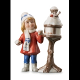 Mini Sommer og Vinterbørn, pige ved foderbræt, Royal Copenhagen figur nr. 261