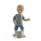 Junge spielt Fußball, Mini Sommer und Winter Kinder, Royal Copenhagen Figur Nr. 268