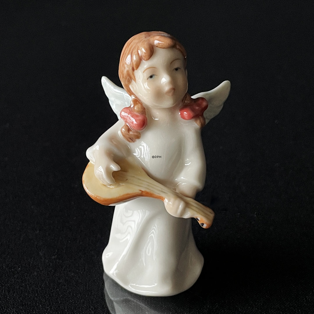 Årets Englebørn 2007, pige med mandolin