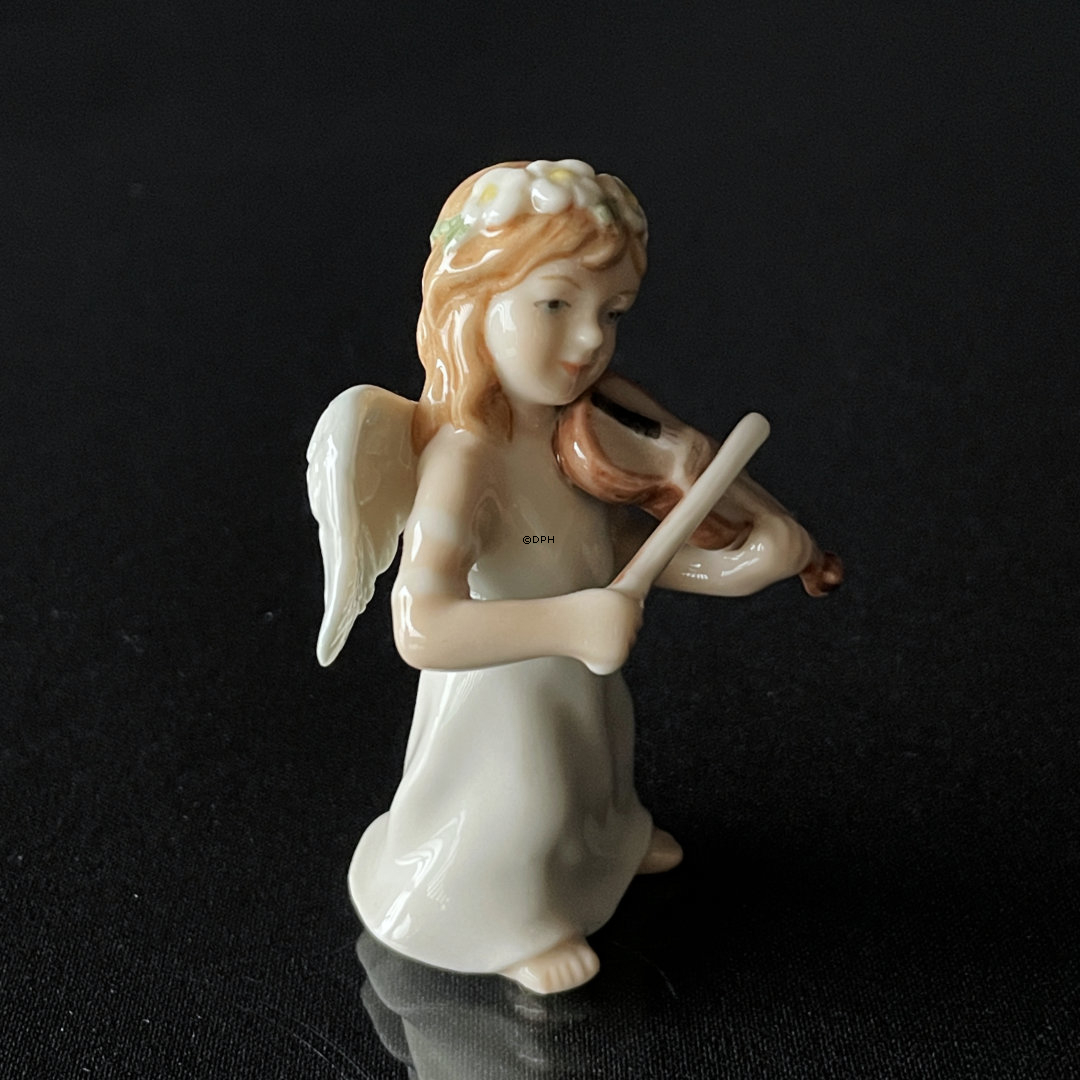 Engel med violin, Royal Copenhagen figur nr. 412