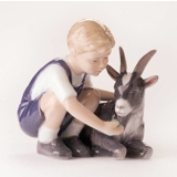 Junge mit Ziege, Royal Copenhagen Figur Nr. 434