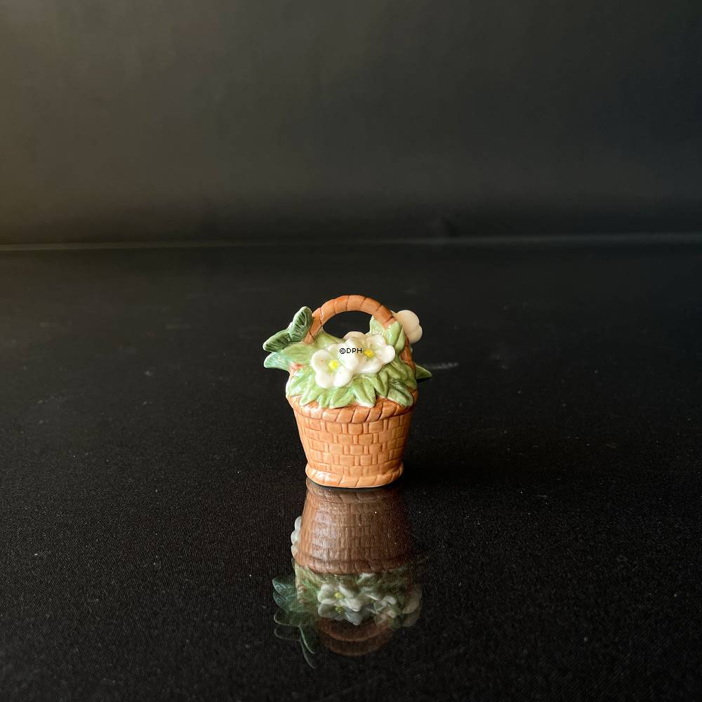 Figur ornament 2008, Kurv med juleroser