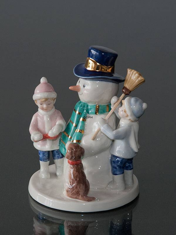 Clara og Peter med snemand, Royal Copenhagen figur nr. 550