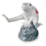 White frog with kiss, sitting on stone, Royal Copenhagen figurine no. 558