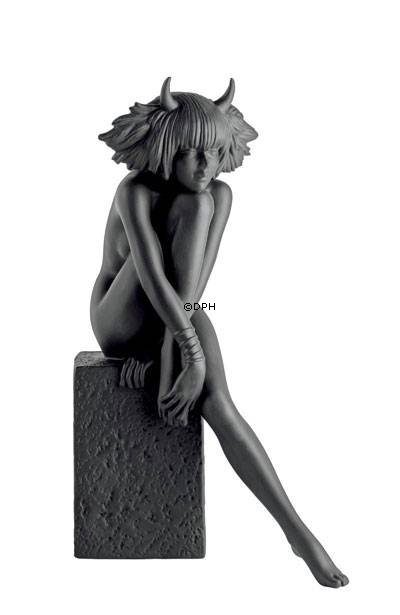 Christel Stjernetegnsfigur, Tyr (21. april til 21. maj), Royal Copenhagen figur nr. 563, sort