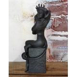 Gammel Christel Stjernetegnsfigur, Løve(23. juli til 22.august), Royal Copenhagen figur nr. 566, sort (Udgået model)