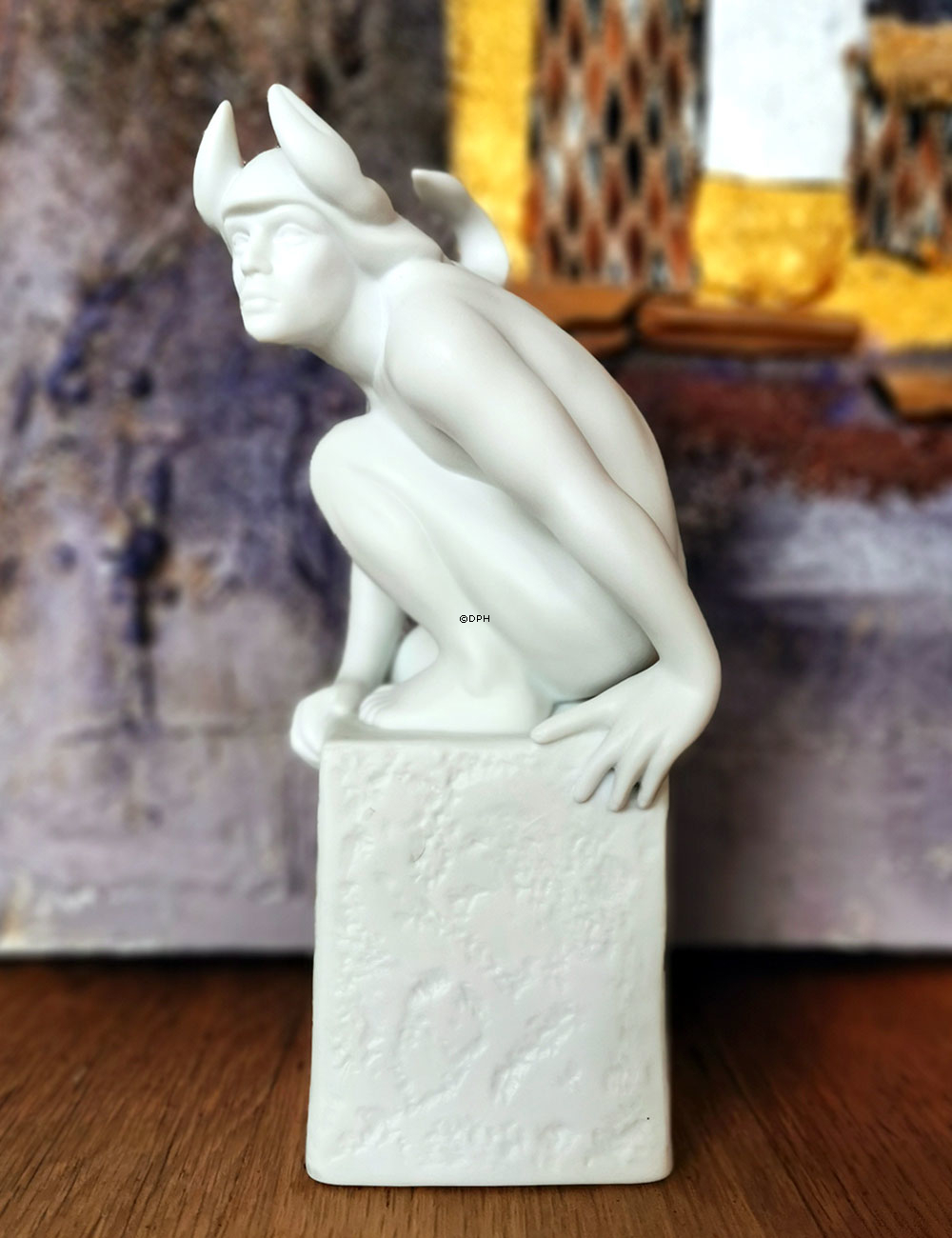 Gammel Stjernetegnsfigur, Skorpion (24. oktober til 22. november), mand, Royal Copenhagen figur nr. 1249620 (Udgået model)