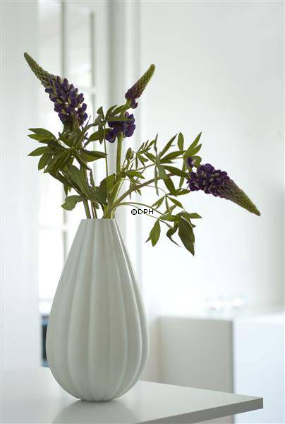 Riflet porcelæns vase, Royal Copenhagen nr. 723