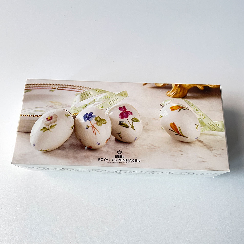 4 forskellige påskeæg med forårsblomster, Royal Copenhagen påskeæg 2010
