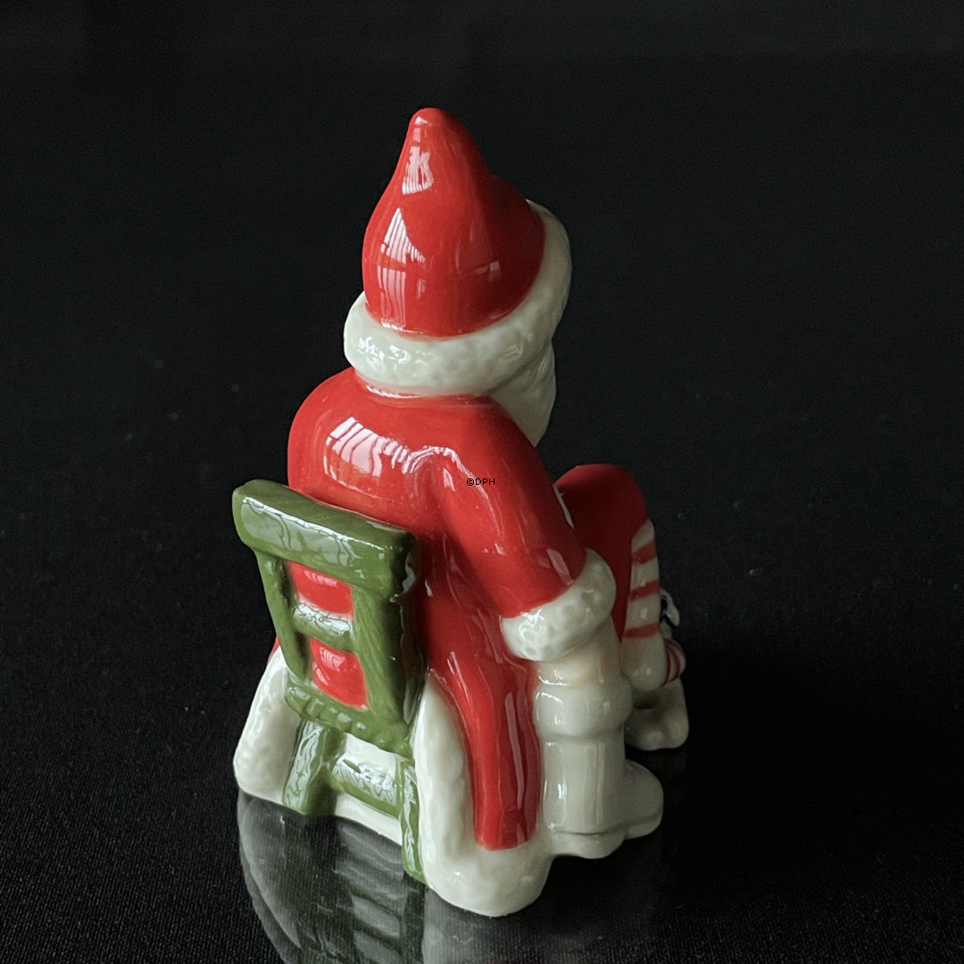 Årets Julemand 2012, Julemanden på vej med gaver