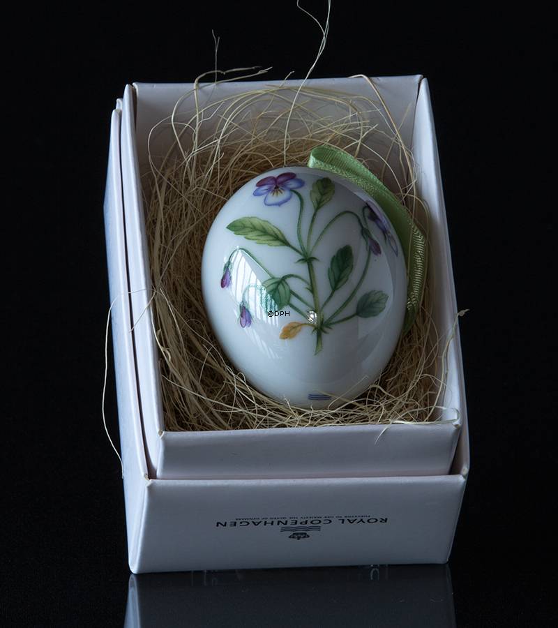 P&#xE5;ske&#xE6;g med stedmoder, Royal Copenhagen p&#xE5;ske&#xE6;g 2015