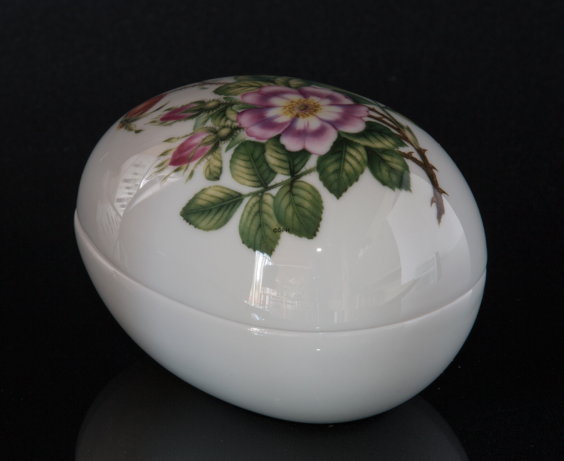 Bonbonniere med rose, liggende, Royal Copenhagen påskeæg 2015