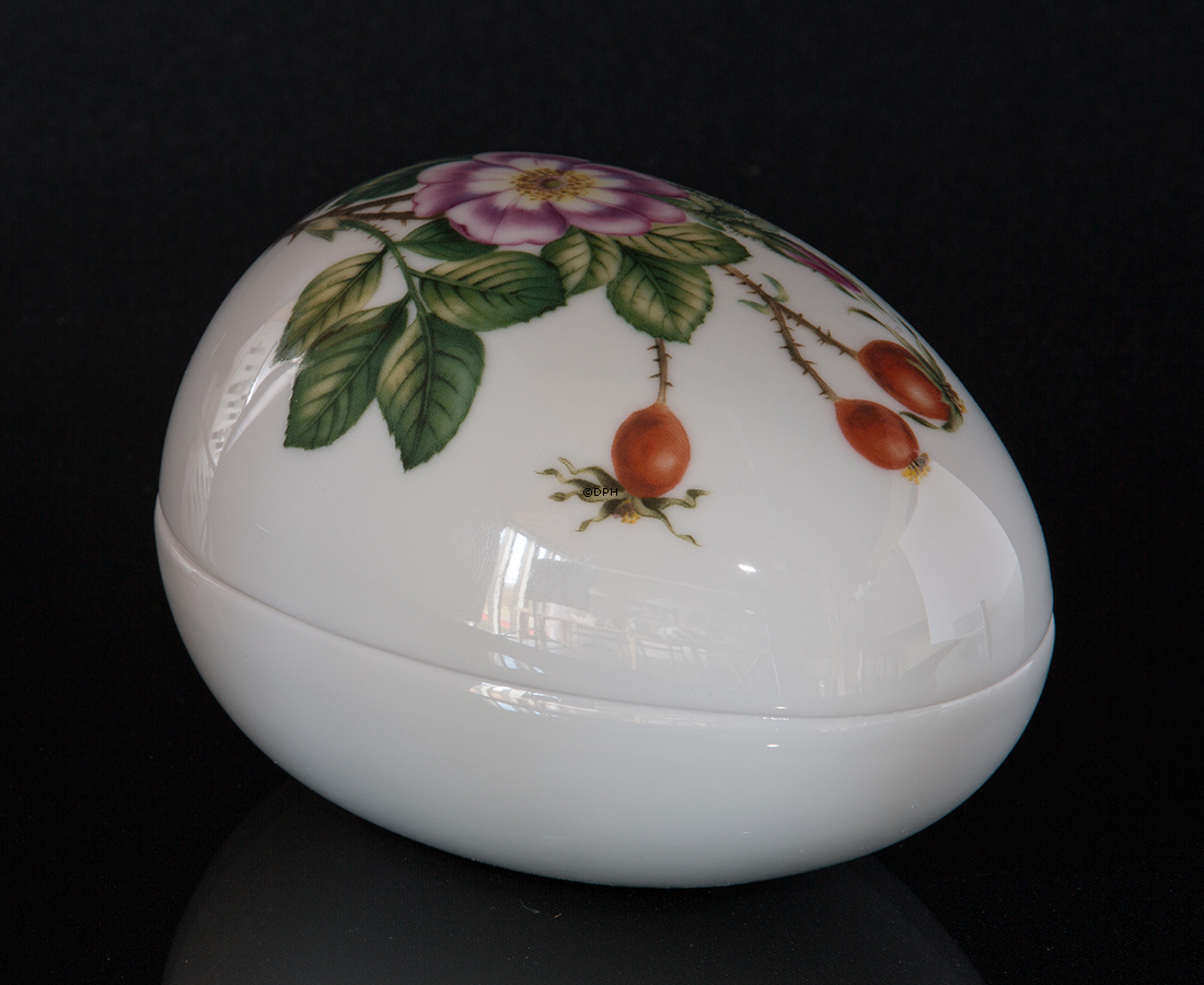 Bonbonniere med rose, liggende, Royal Copenhagen påskeæg 2015