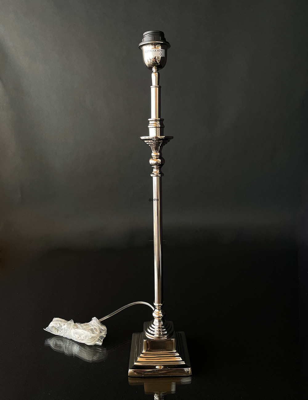 Bordlampe blank nikkel finish (sølv) uden skærm