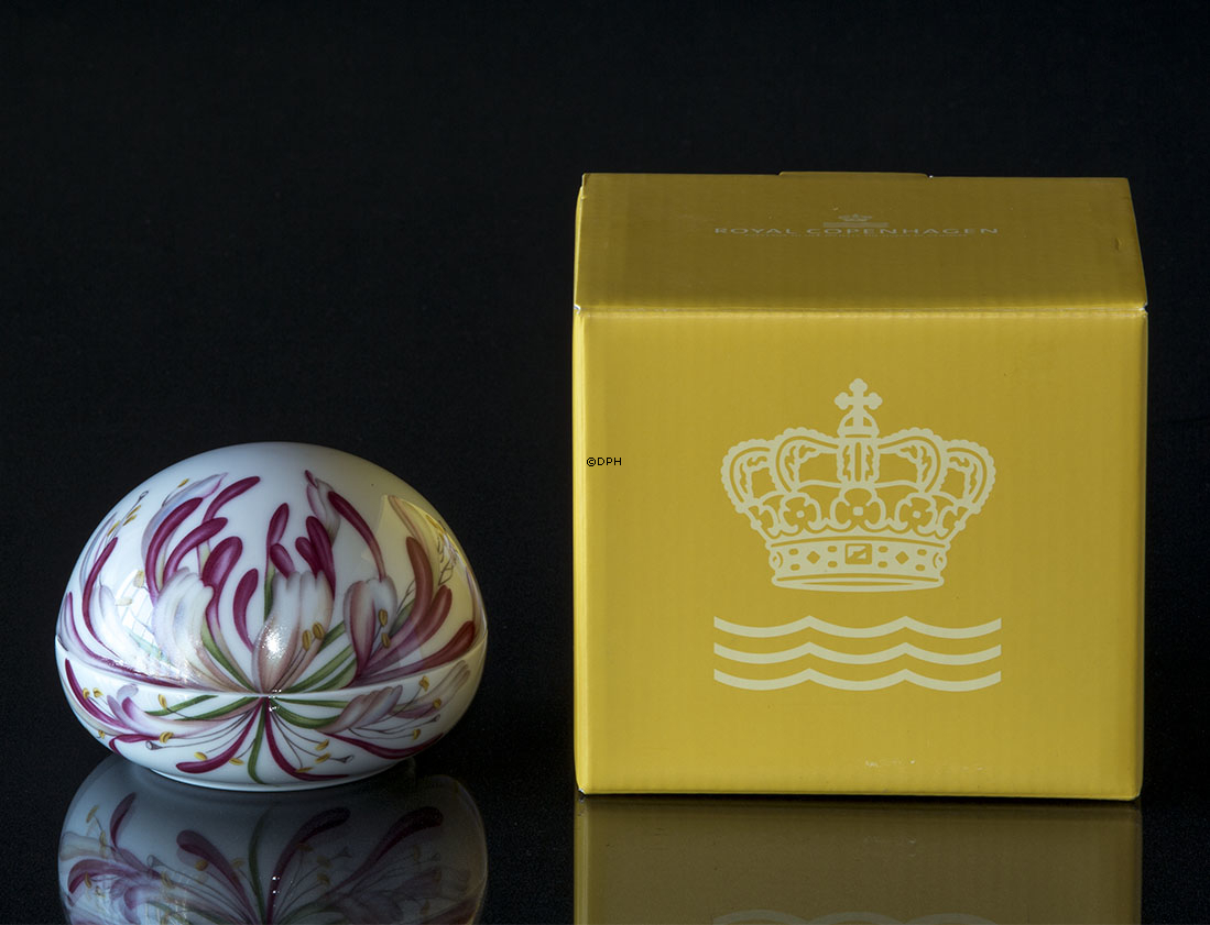 Bonbonniere med kaprifolie, Royal Copenhagen påskeæg 2019