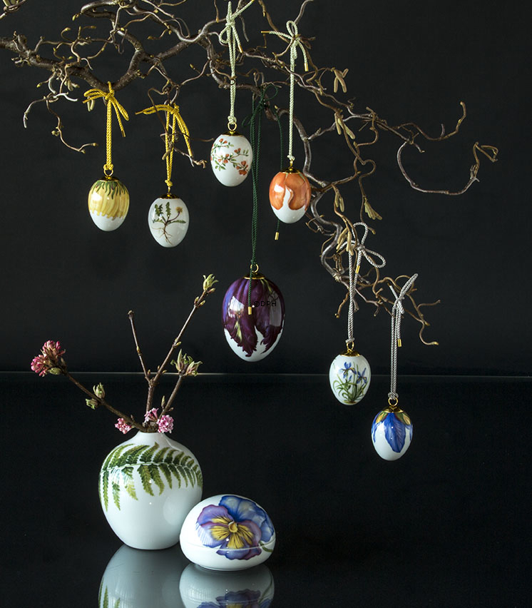 Vase med bregne, Royal Copenhagen påske 2020