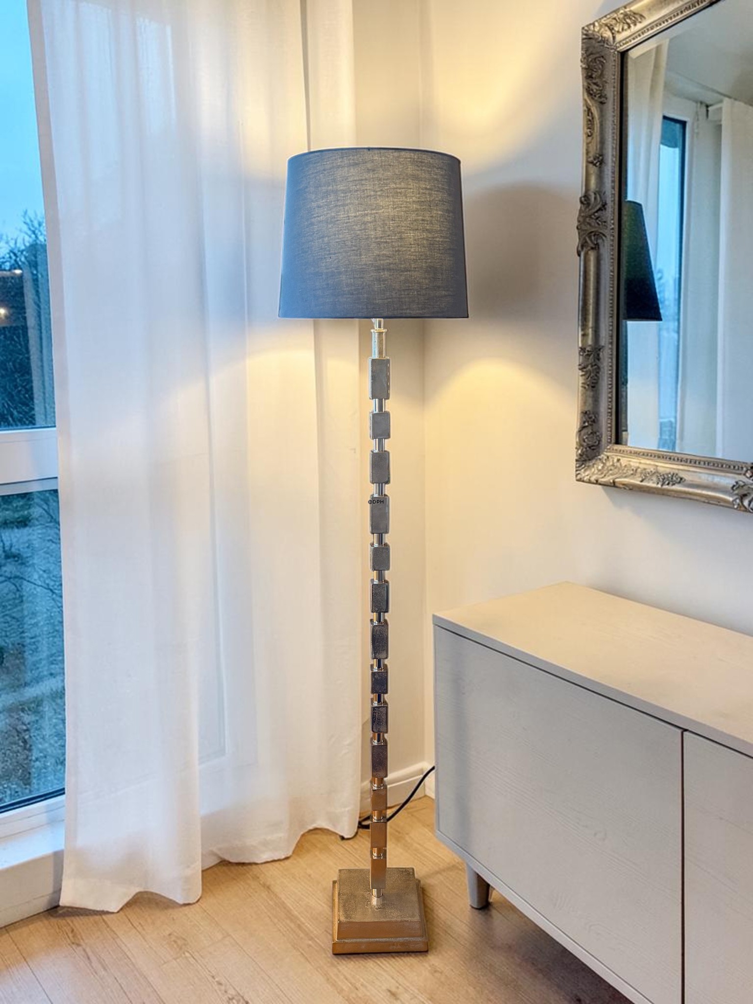 Rund cylinderformet lampeskærm 27 cm i højden, blå chintz stof