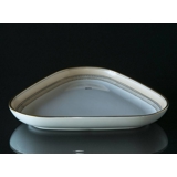 Gisselfeld, Angular cake dish, Royal Copenhagen no. 9721