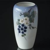 Vase med brombærranke, Royal Copenhagen nr. 288-1049