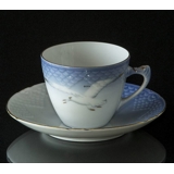 Seagull Service with gold Espresso Cup and Saucer no. 059 or 463, capacity 7,5 cl.