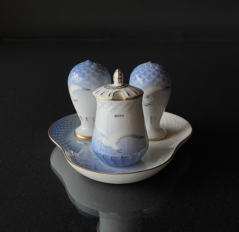 Mågestel med guld, sennepskrukke nr. 551 eller 52C