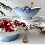 Mågestel med guld, sauceskål/Sovsekande nr. 563 eller 311 eller 8, indhold 35 cl.
