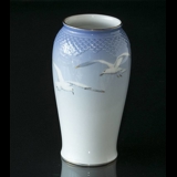 Seagull Service with gold, large vase no. 682