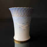 Seagull Service with gold, vase no. 186 or 683