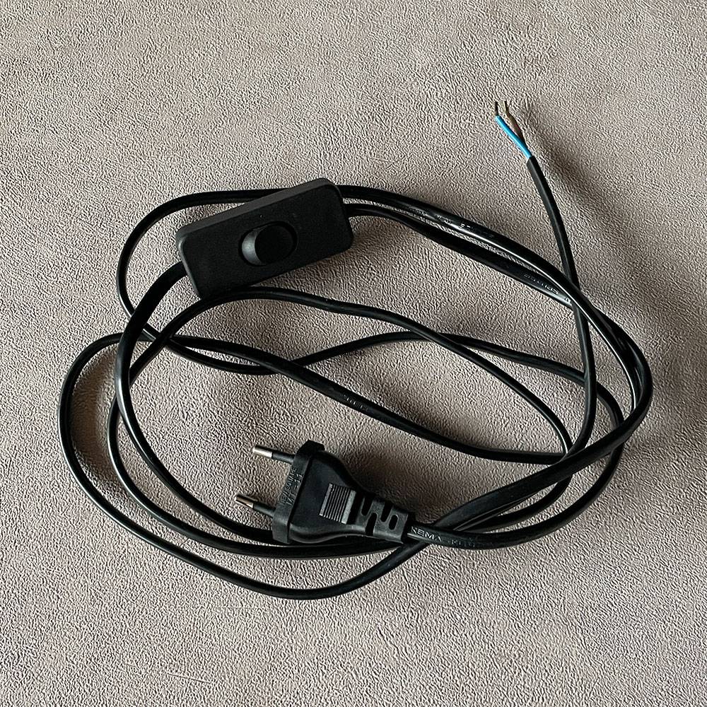 Sort ledning med afbryder 2,00 meter  (75+120 CM)