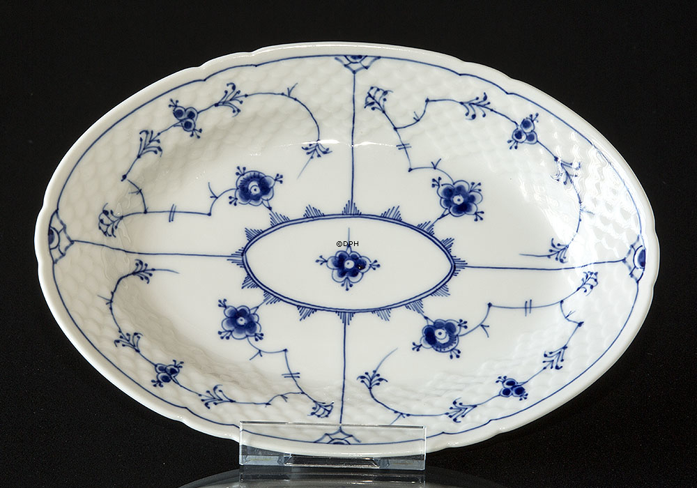 Blåmalet Ovalt Fad 25,5 cm, Musselmalet Bing & Grøndahl nr. 18 eller 318