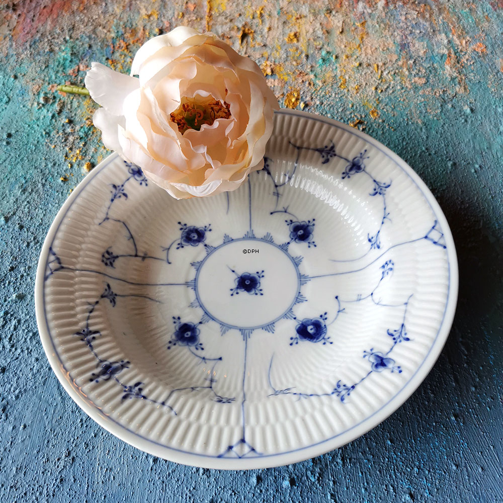 Blåmalet dyb tallerken 24 cm, Musselmalet Bing & Grøndahl nr. 605