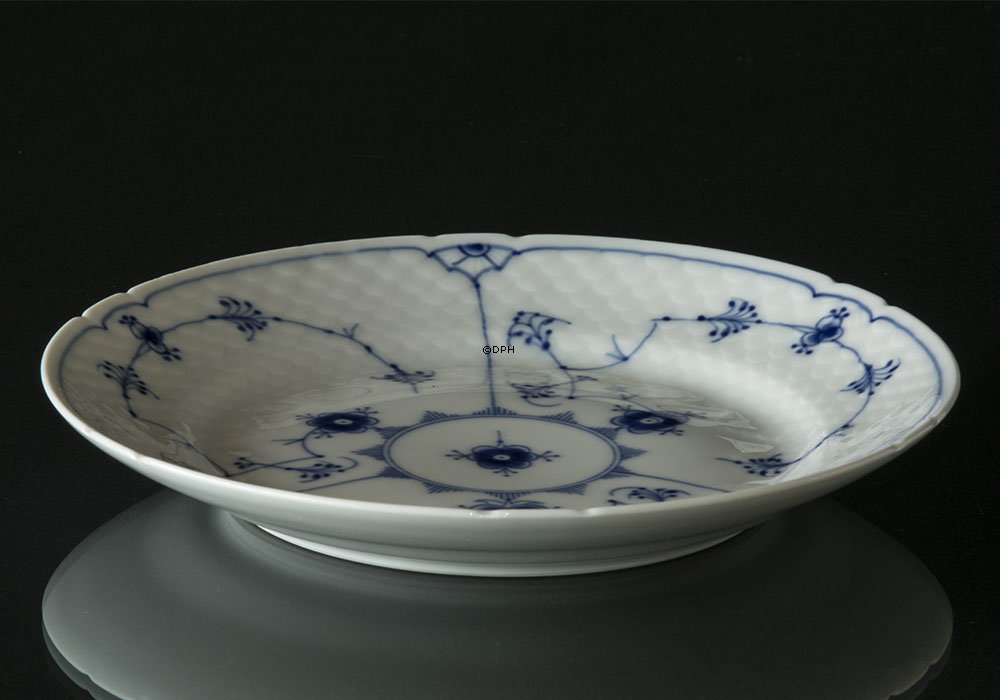 Blåmalet flad tallerken 19,5 cm, Musselmalet Bing & Grøndahl nr. 619