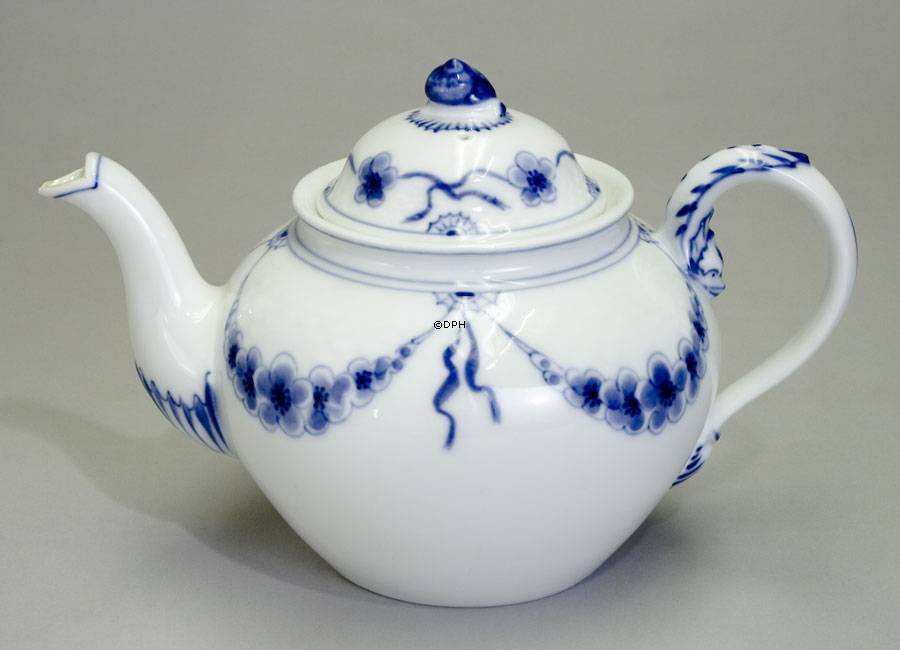 Empire stel Thekande, indhold 75 cl., Bing & Grøndahl nr. 135 eller 092