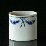 Empire tableware cup, Bing & Grondahl no. 183 or 369