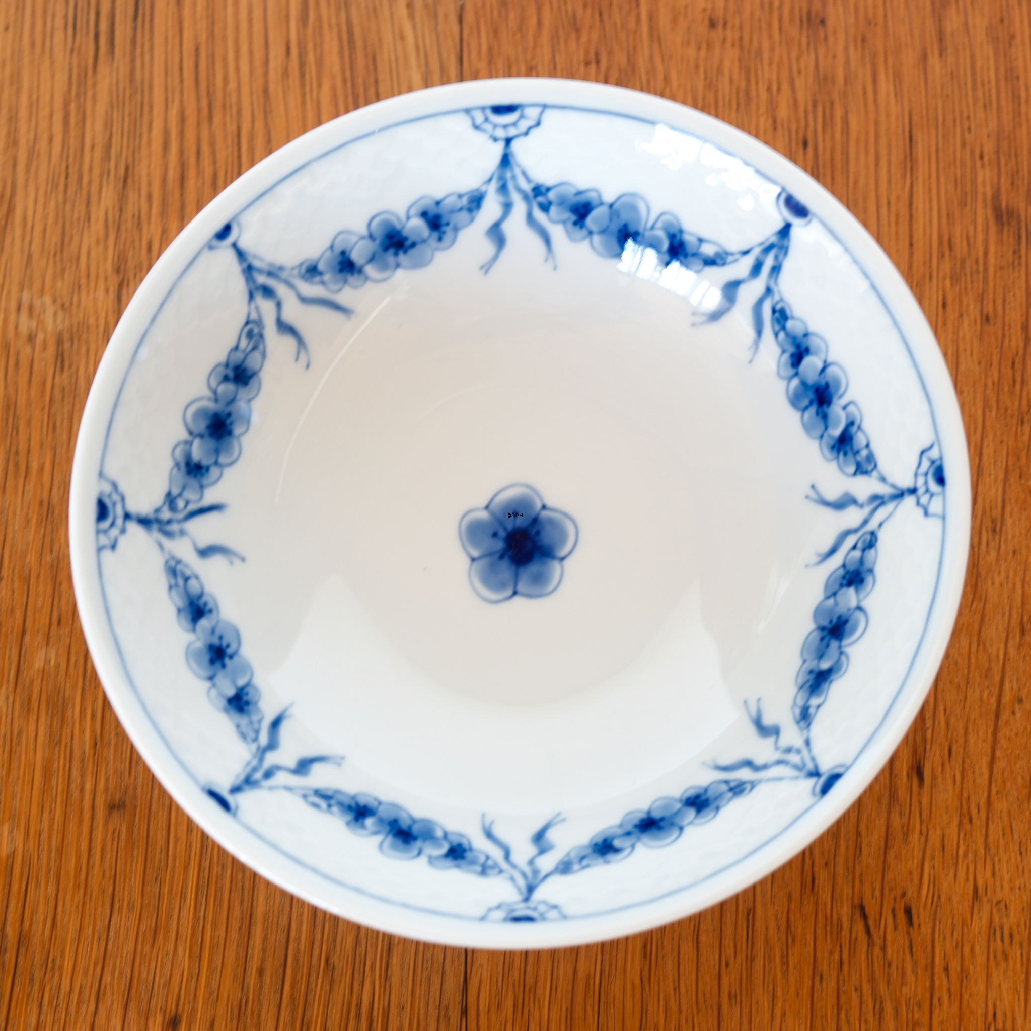 Empire stel ymerskål, rund skål, Bing & Grøndahl 16cm nr. 574