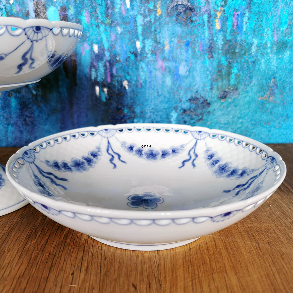 Empire stel skål med blondekant 19cm, Bing & Grøndahl nr. 312 eller 577