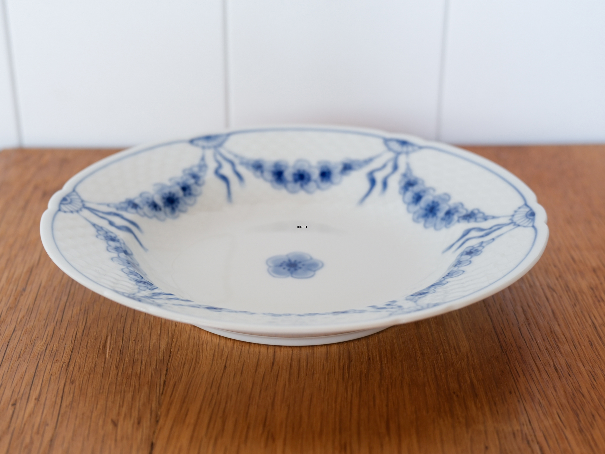 Empire stel dyb tallerken 21cm, Bing & Grøndahl nr. 23 eller 604
