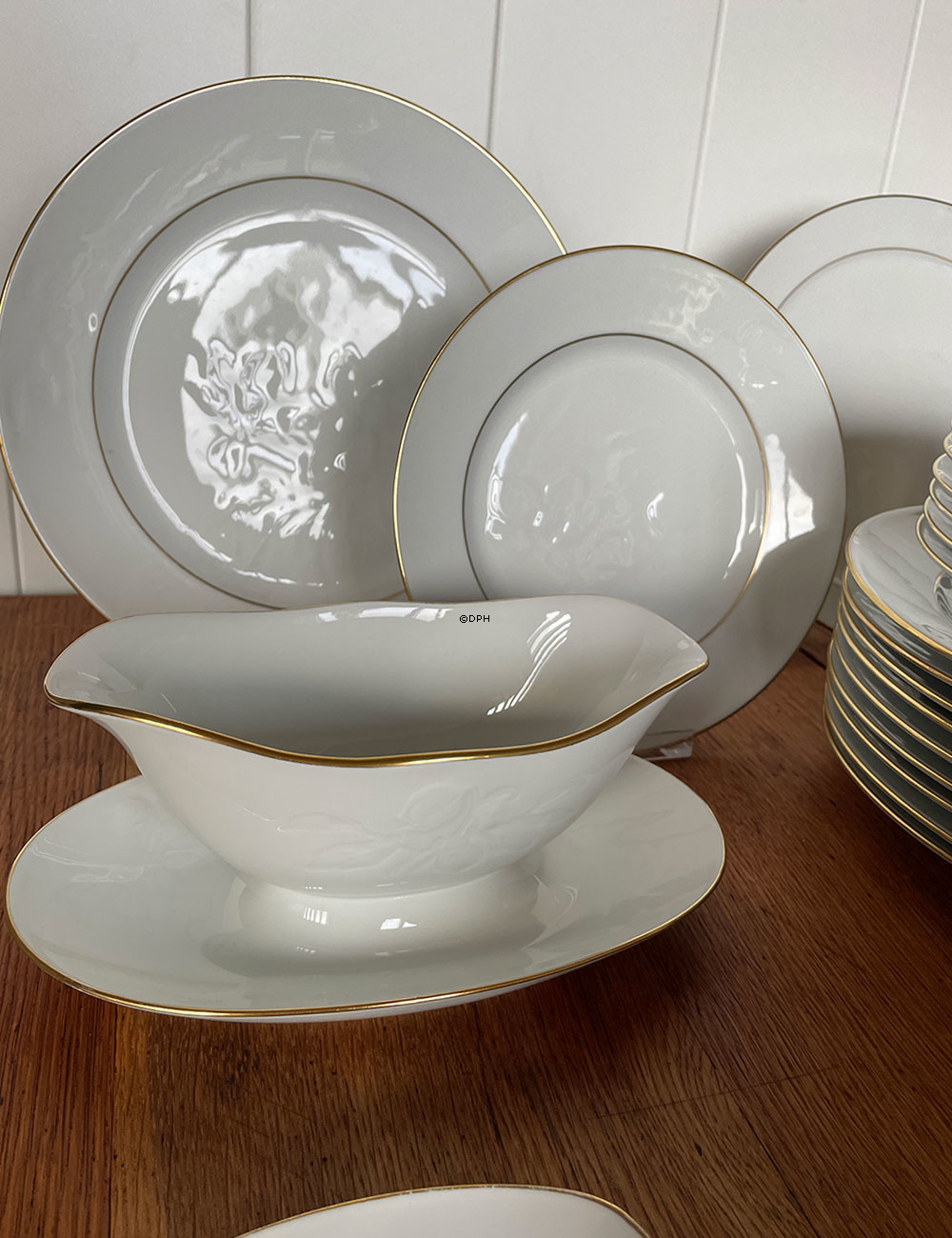 Hvid Julerose med guldkant, Bing & Grøndahl stel, 25 dele