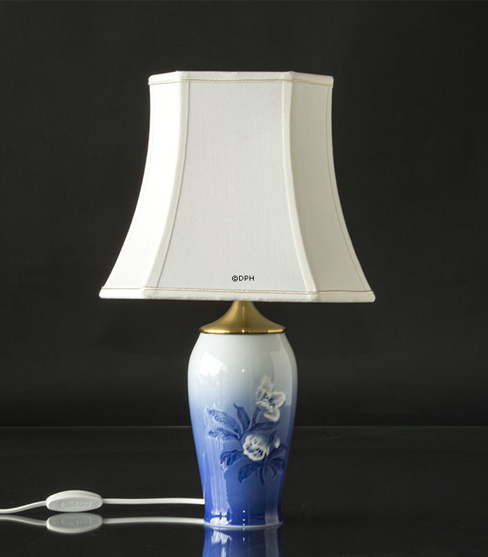 Smal sekskantet lampeskærm 24 cm i højden, hvid silke